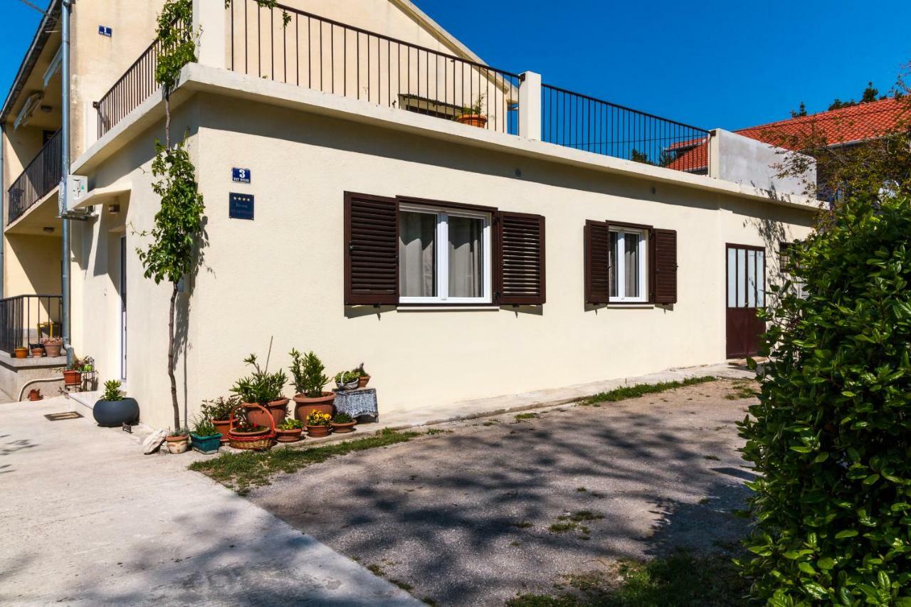 Apartment Jurasin Каштела Екстер'єр фото