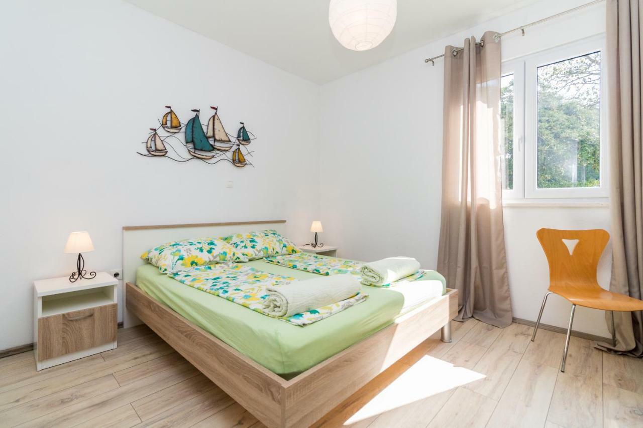 Apartment Jurasin Каштела Екстер'єр фото
